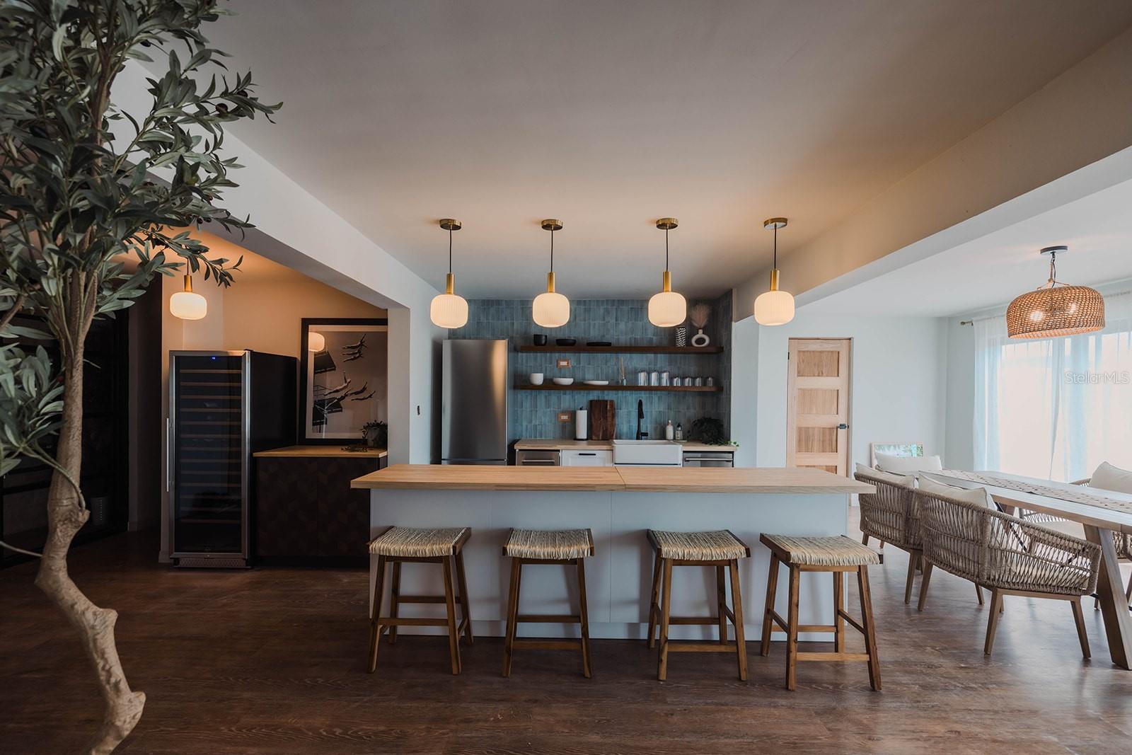 PORT ROAD - Residential