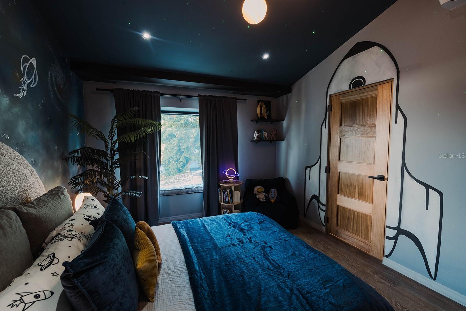 PORT ROAD - Residential