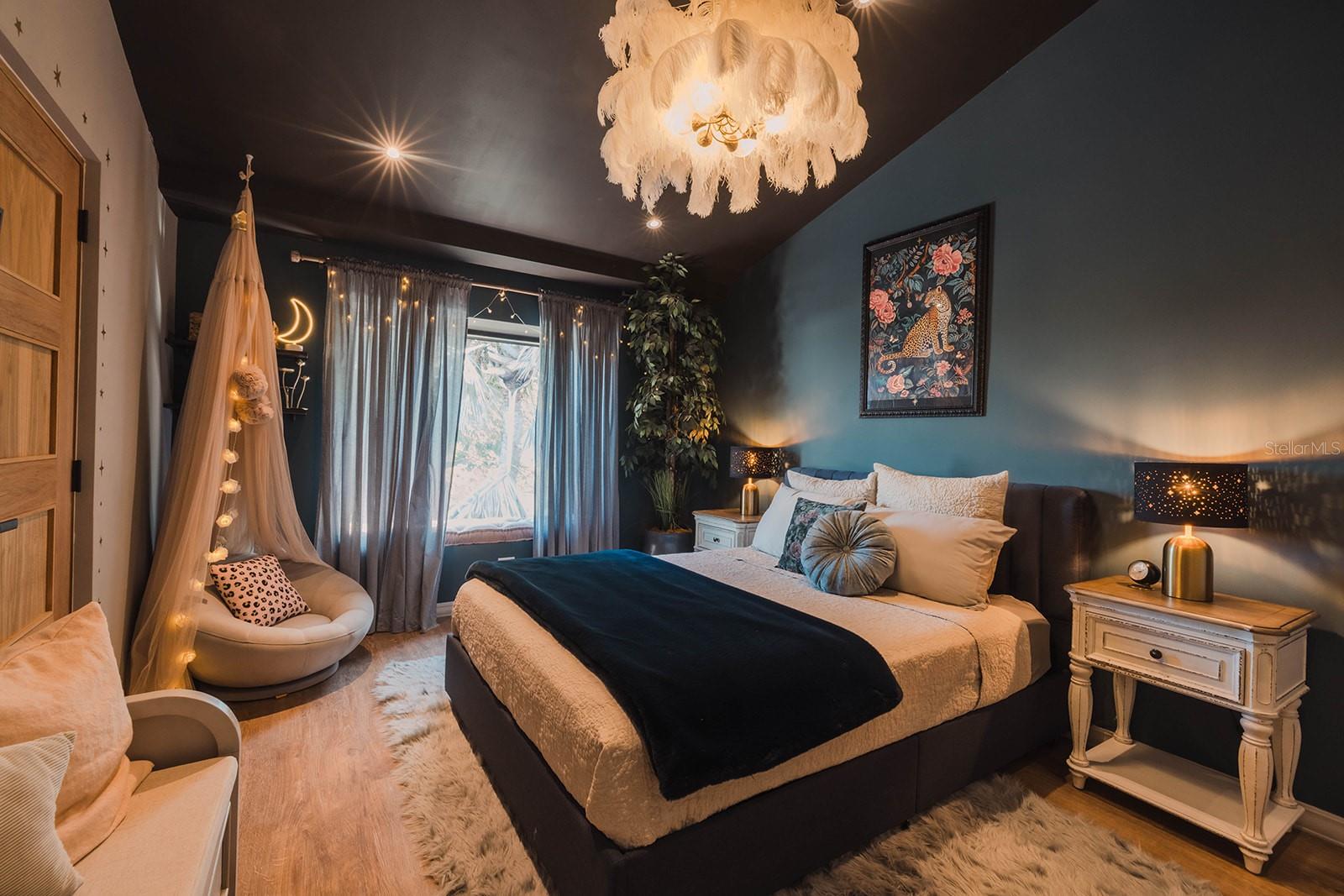 PORT ROAD - Residential