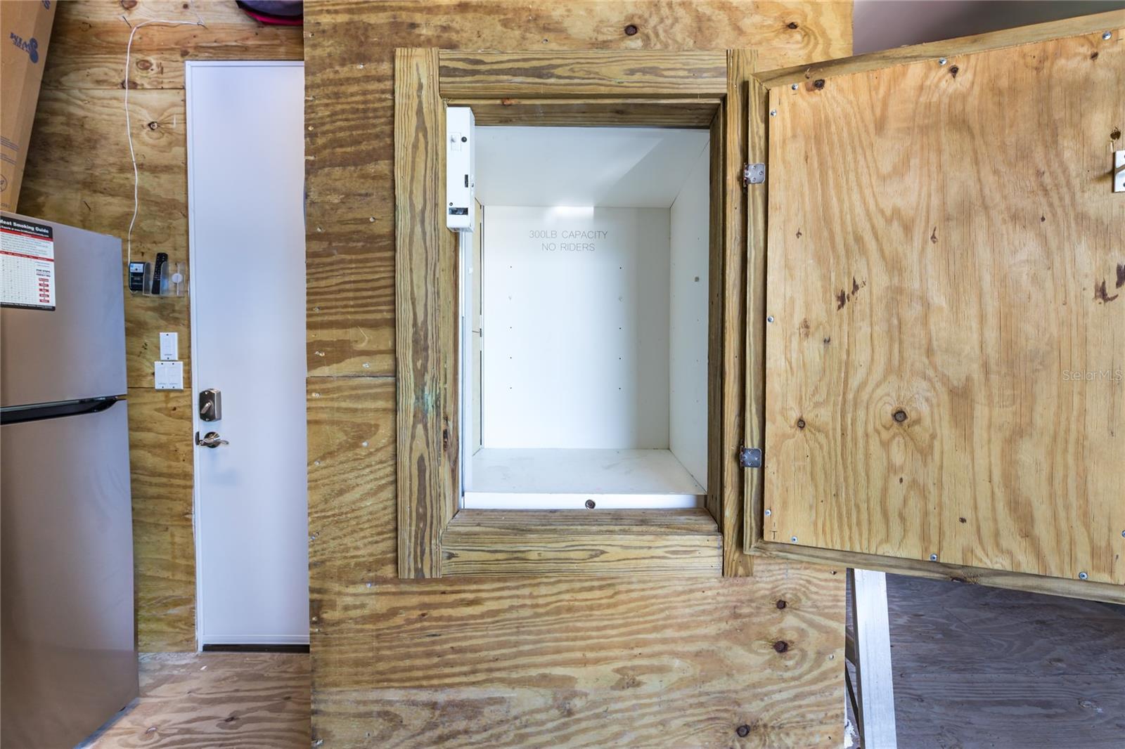 JOSES HIDEAWAY - Residential