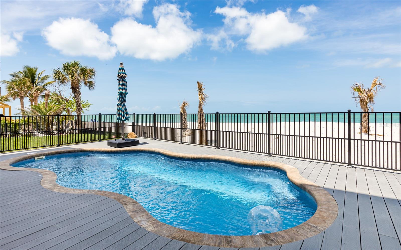 JOSES HIDEAWAY - Residential