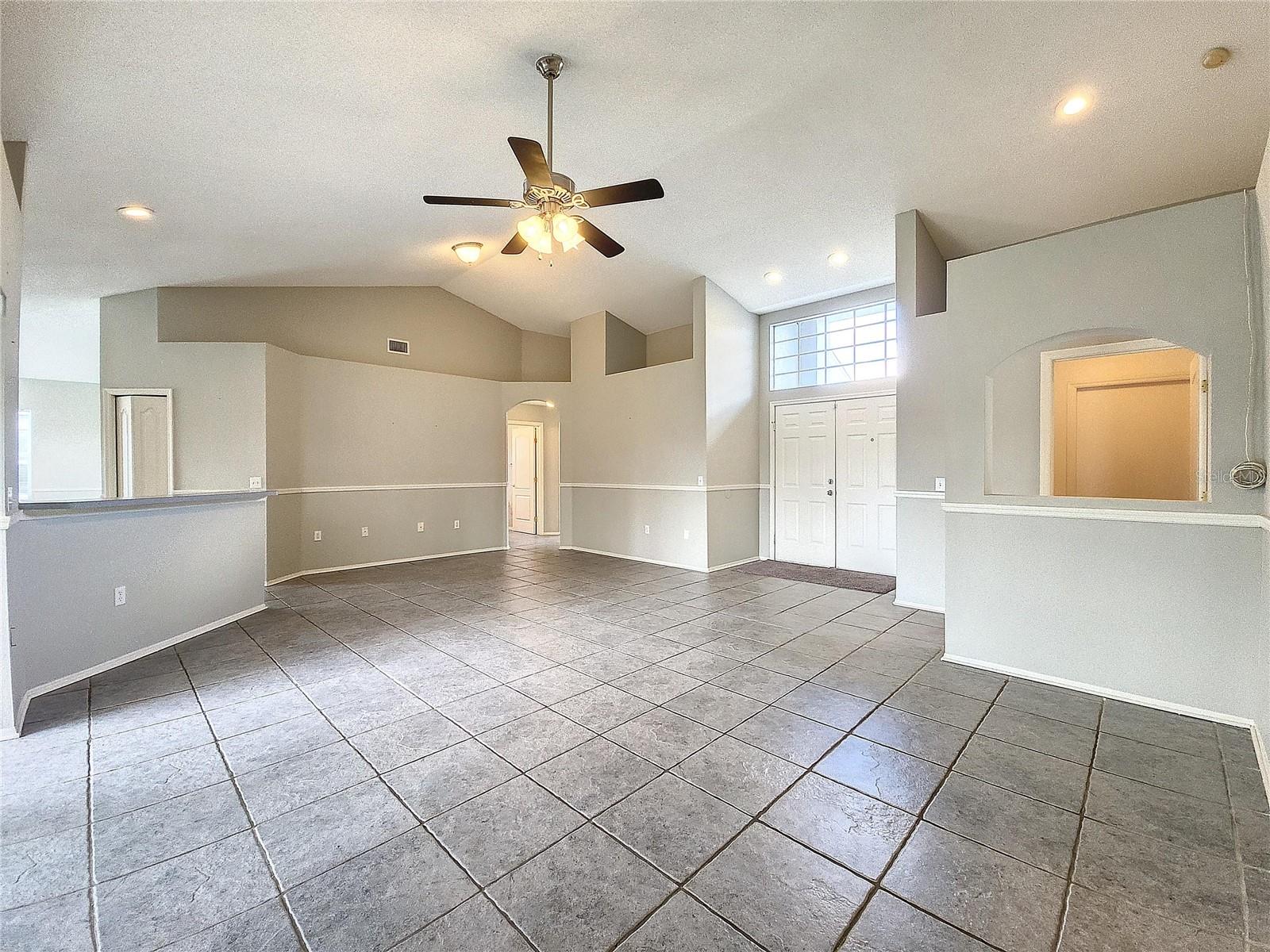 TERRANOVA PH 01A - Residential Lease