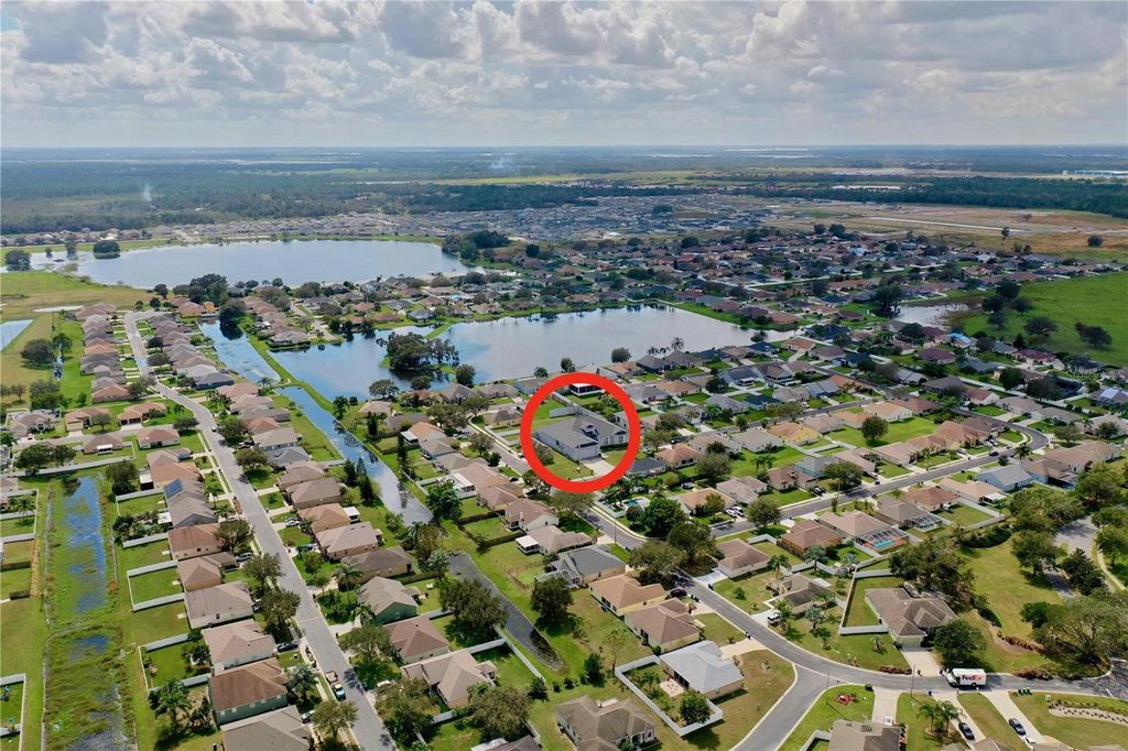 Photo of 603 Terranova Drive, Winter Haven, FL 33884 (MLS # B4902246)