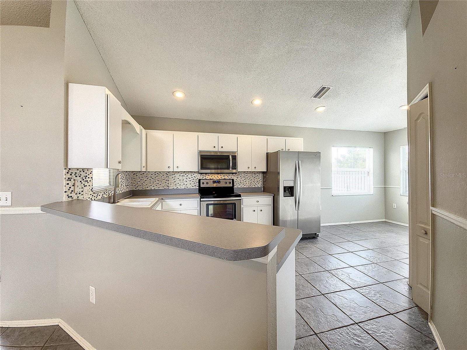 TERRANOVA PH 01A - Residential Lease