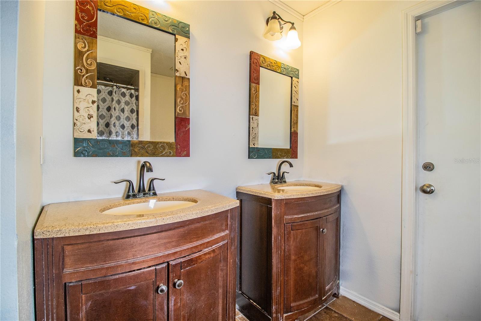 REFLECTIONS JULIANA PH 02 - Residential