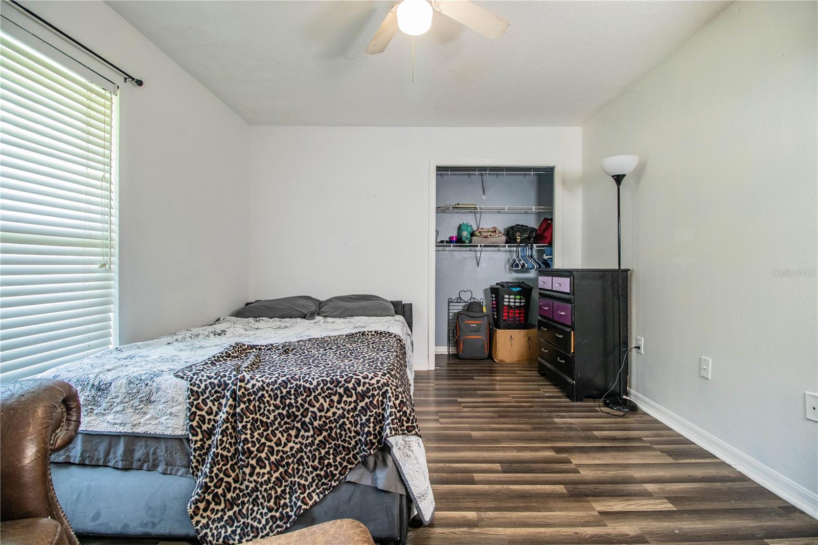 REFLECTIONS JULIANA PH 02 - Residential