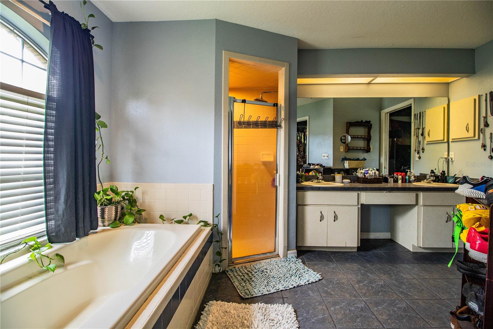 REFLECTIONS JULIANA PH 02 - Residential