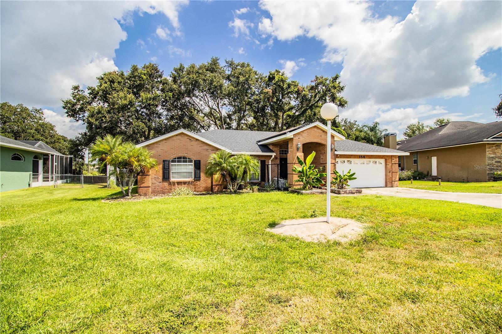 REFLECTIONS JULIANA PH 02 - Residential