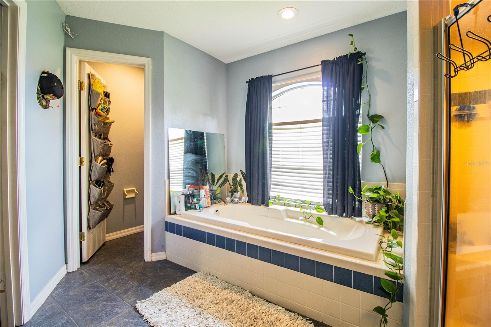 REFLECTIONS JULIANA PH 02 - Residential