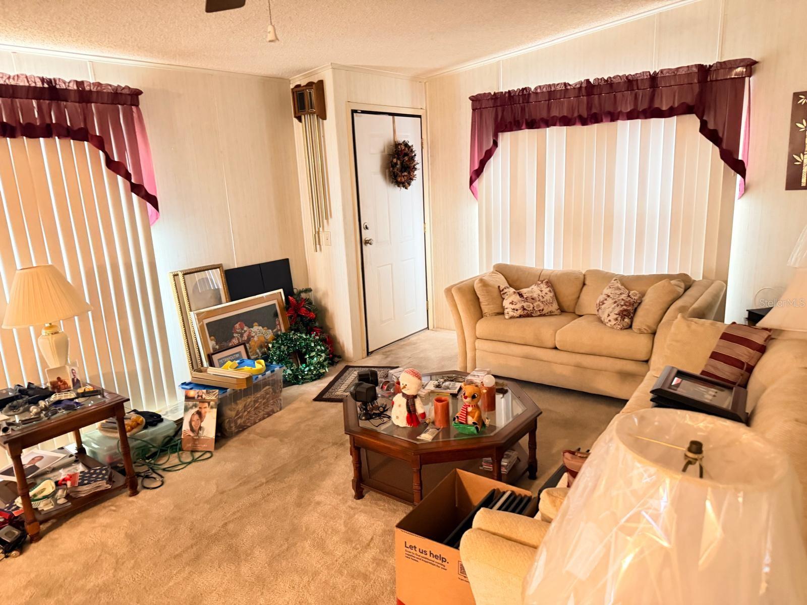 FAIRWAYS COUNTRY CLUB - Residential