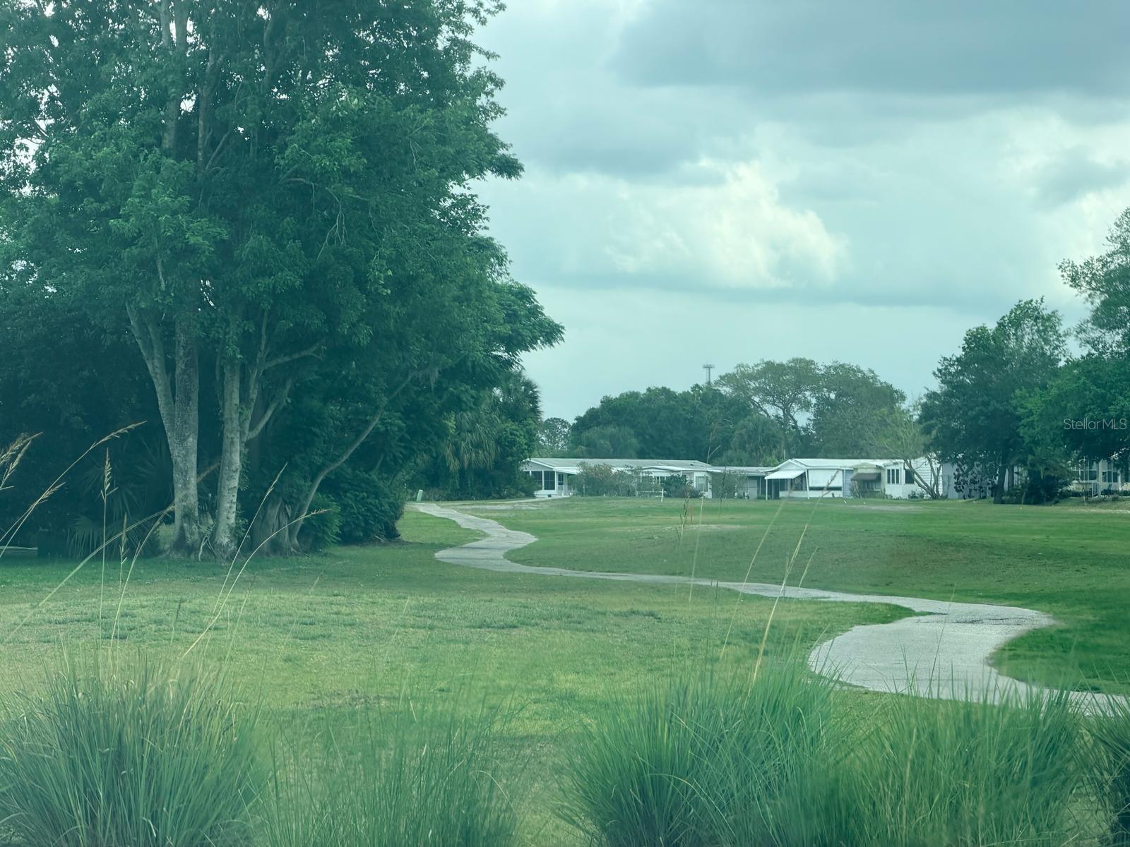 FAIRWAYS COUNTRY CLUB - Residential