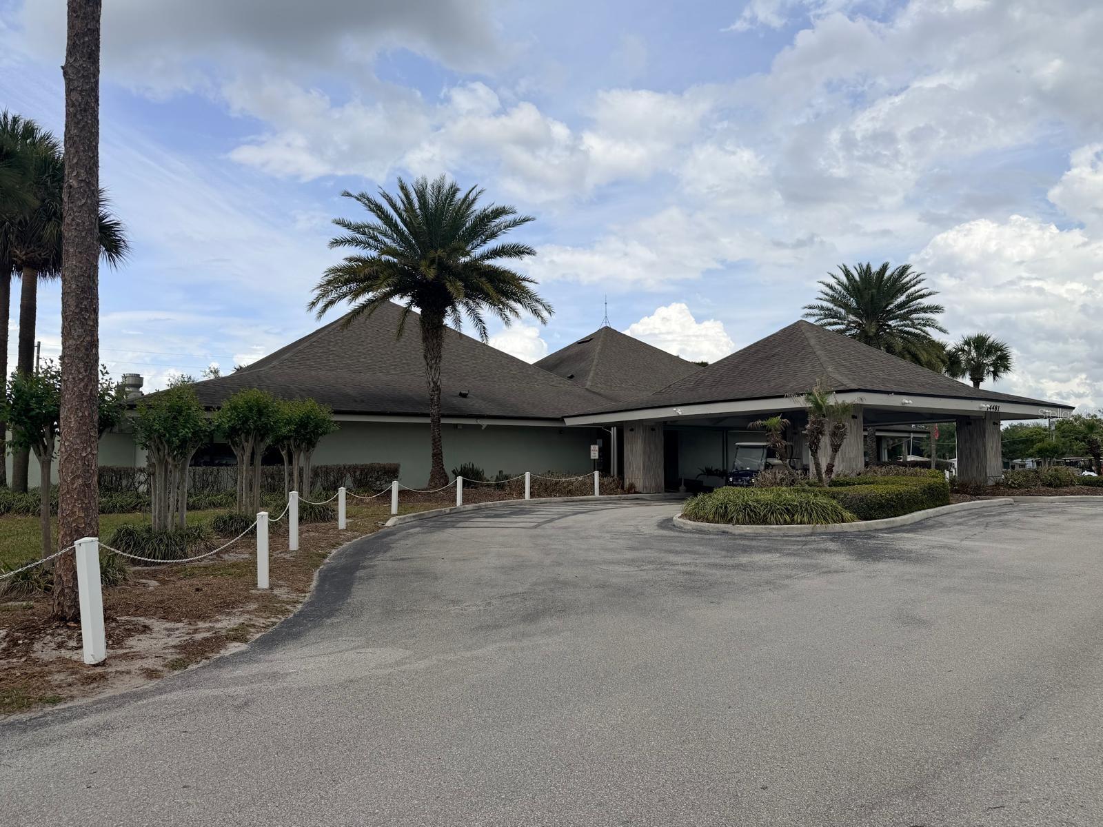 FAIRWAYS COUNTRY CLUB - Residential