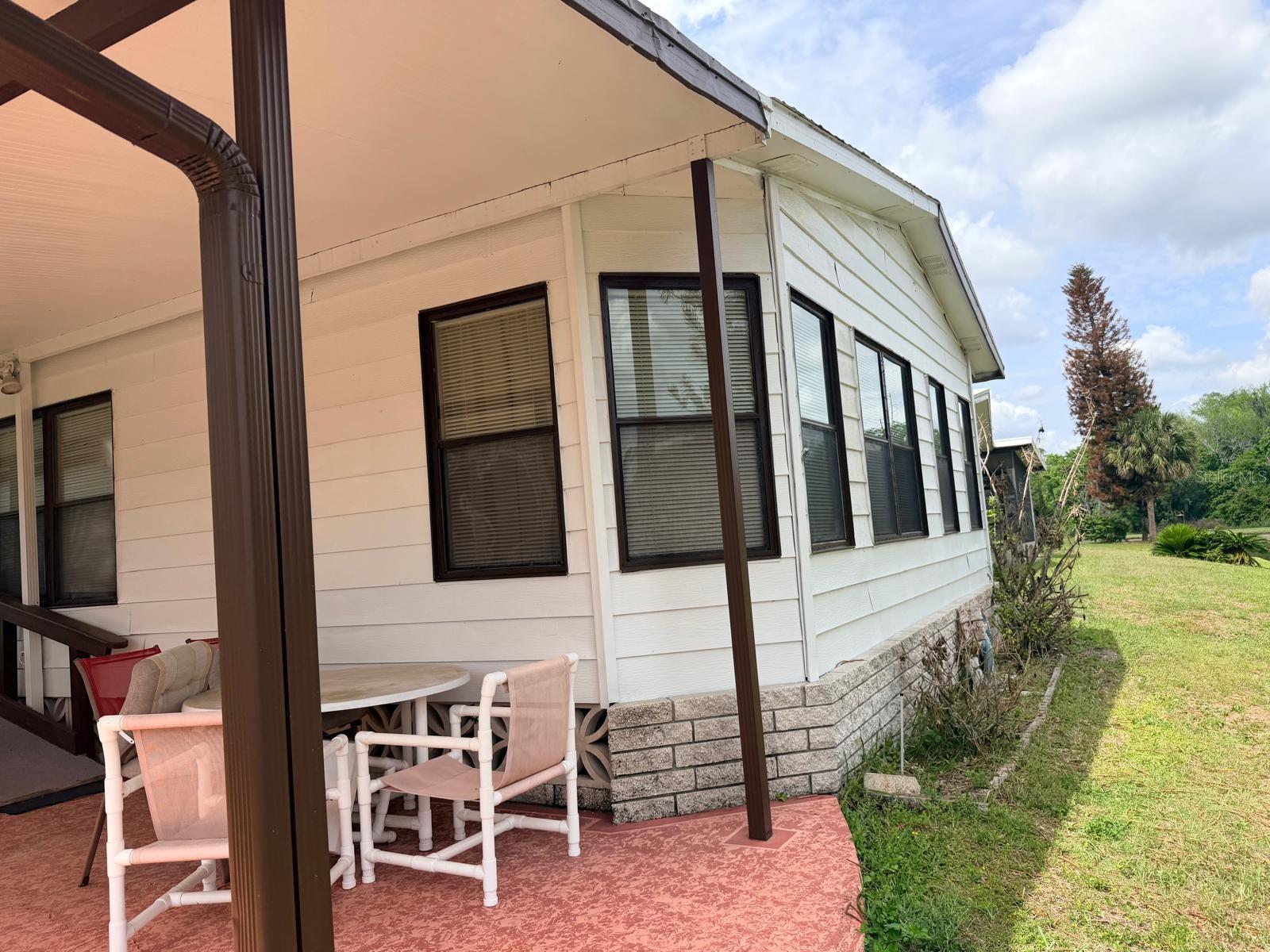 FAIRWAYS COUNTRY CLUB - Residential