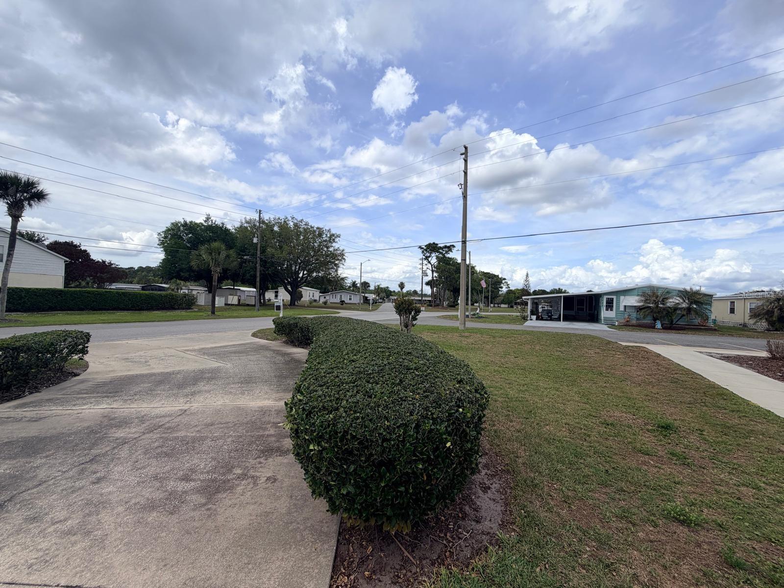 FAIRWAYS COUNTRY CLUB - Residential