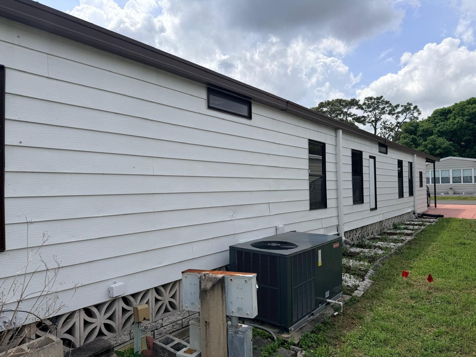 FAIRWAYS COUNTRY CLUB - Residential