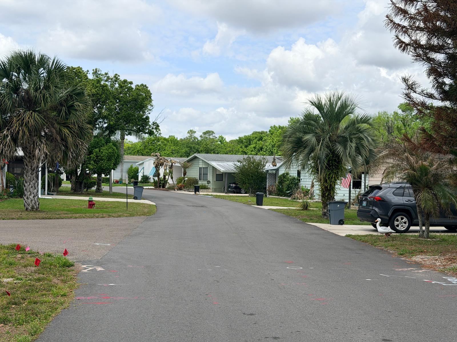 FAIRWAYS COUNTRY CLUB - Residential