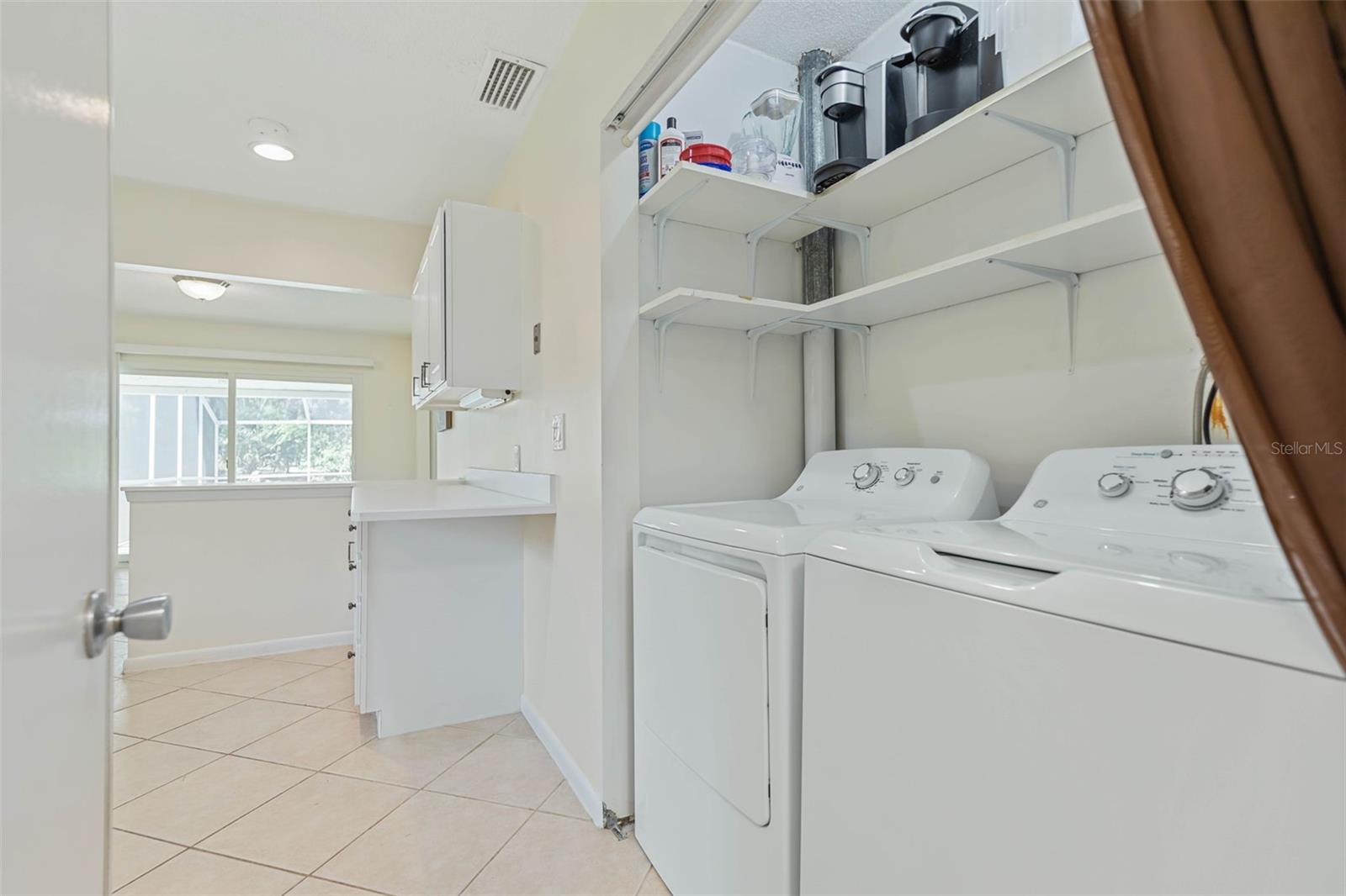 LAKE FOREST & LAKE FOREST NORTH - Residential