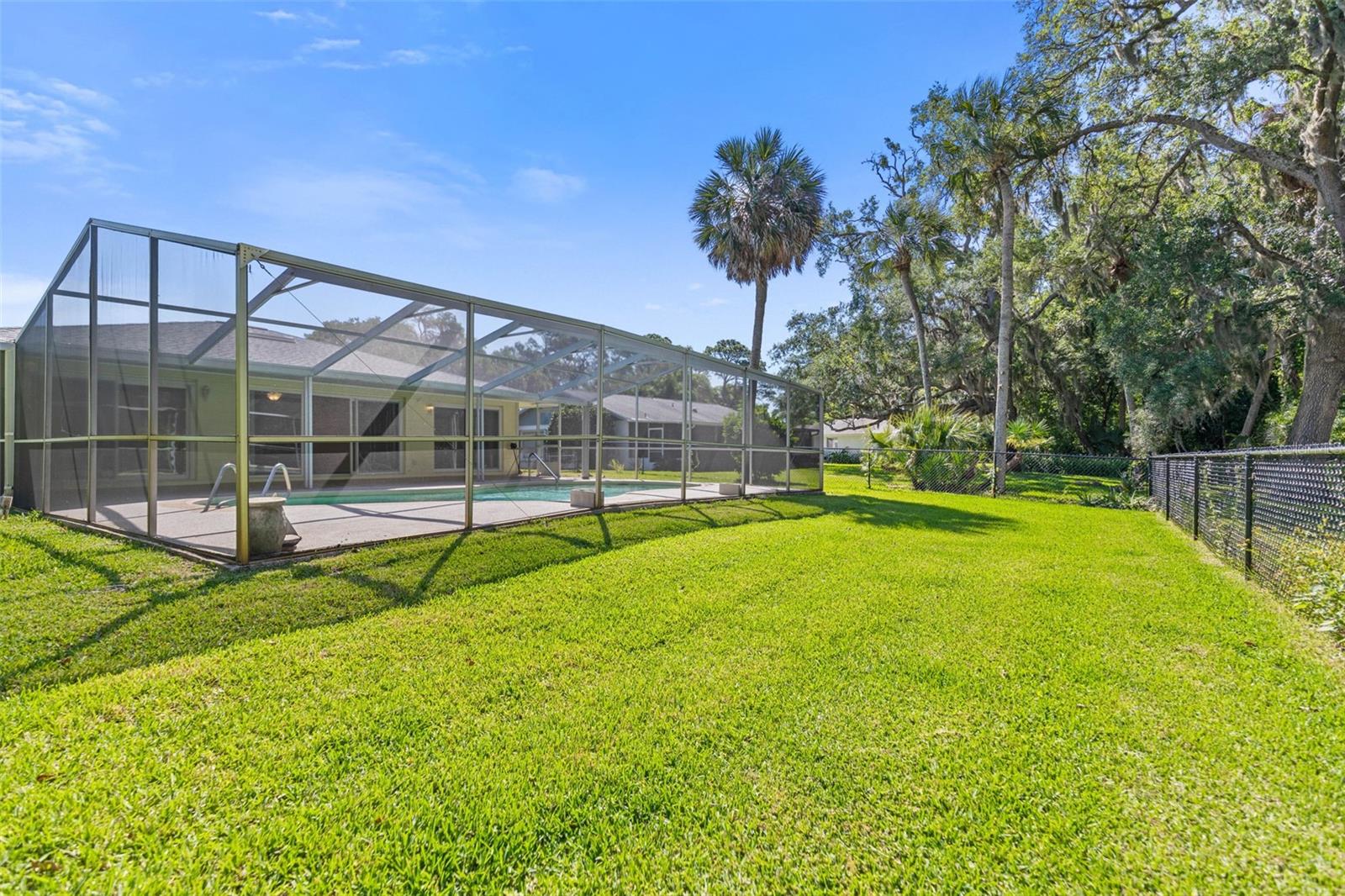 LAKE FOREST & LAKE FOREST NORTH - Residential