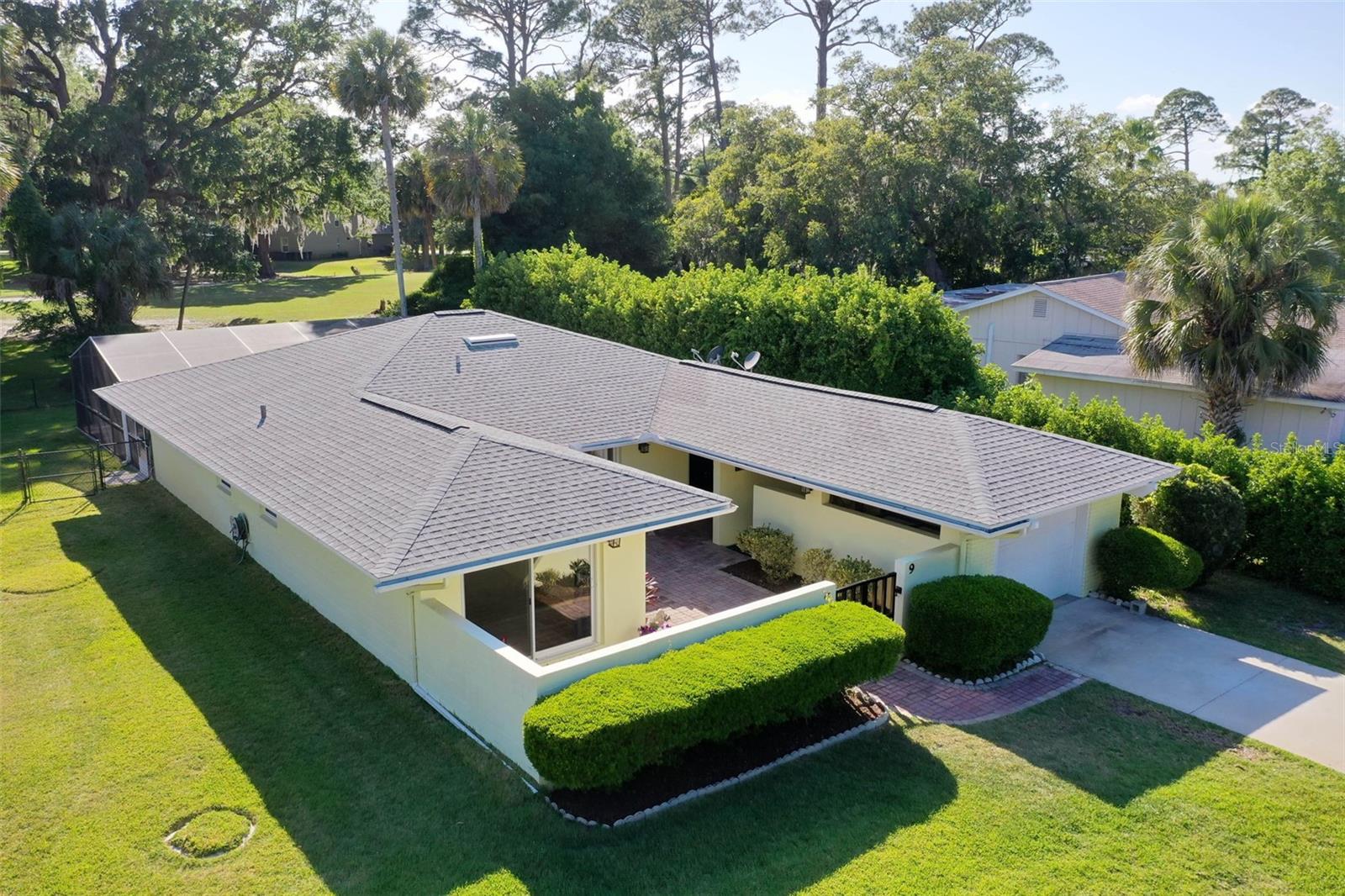 LAKE FOREST & LAKE FOREST NORTH - Residential