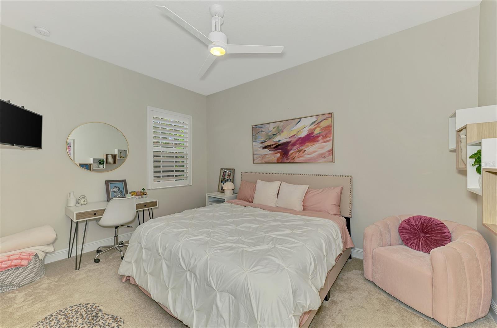 COUNTRY CLUB EAST - Residential