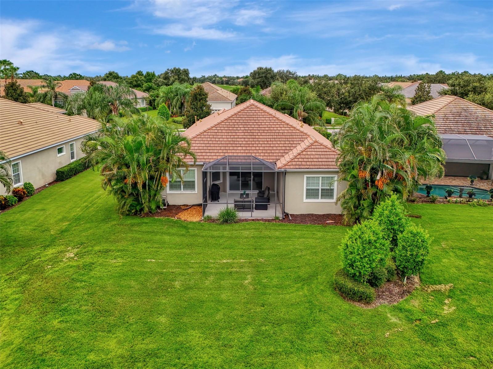 COUNTRY CLUB EAST - Residential