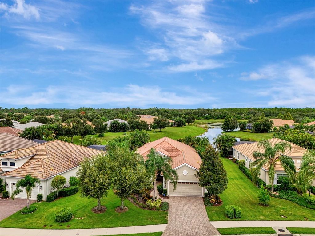 Photo of 14511 Stirling Drive, Lakewood Ranch, FL 34202 (MLS # A4661863)