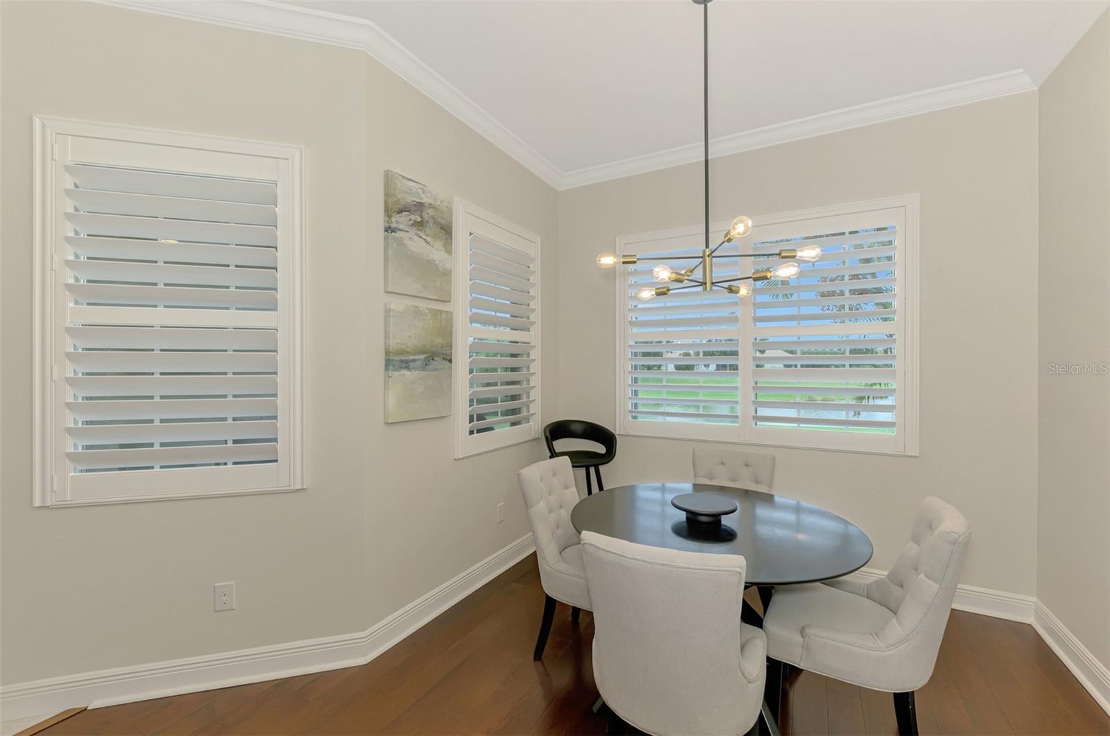 COUNTRY CLUB EAST - Residential