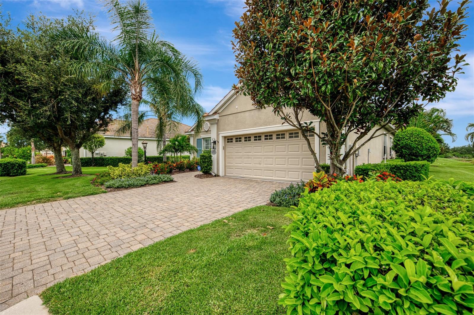 COUNTRY CLUB EAST - Residential