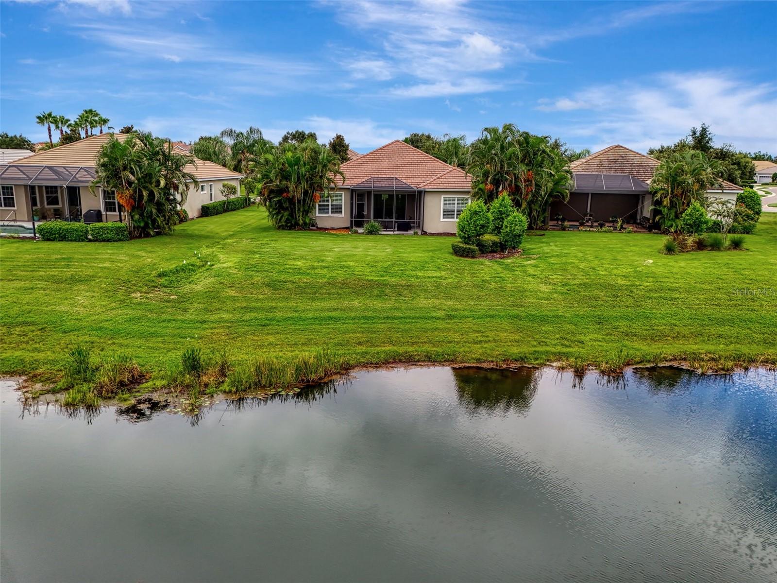 COUNTRY CLUB EAST - Residential