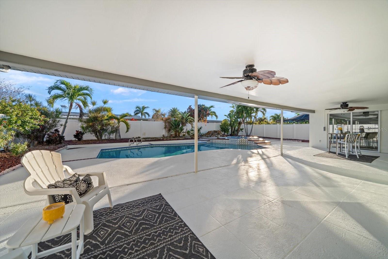 IMPERIAL POINT UNIT 4B - Residential