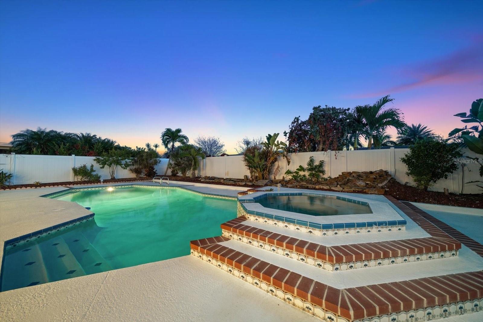 IMPERIAL POINT UNIT 4B - Residential