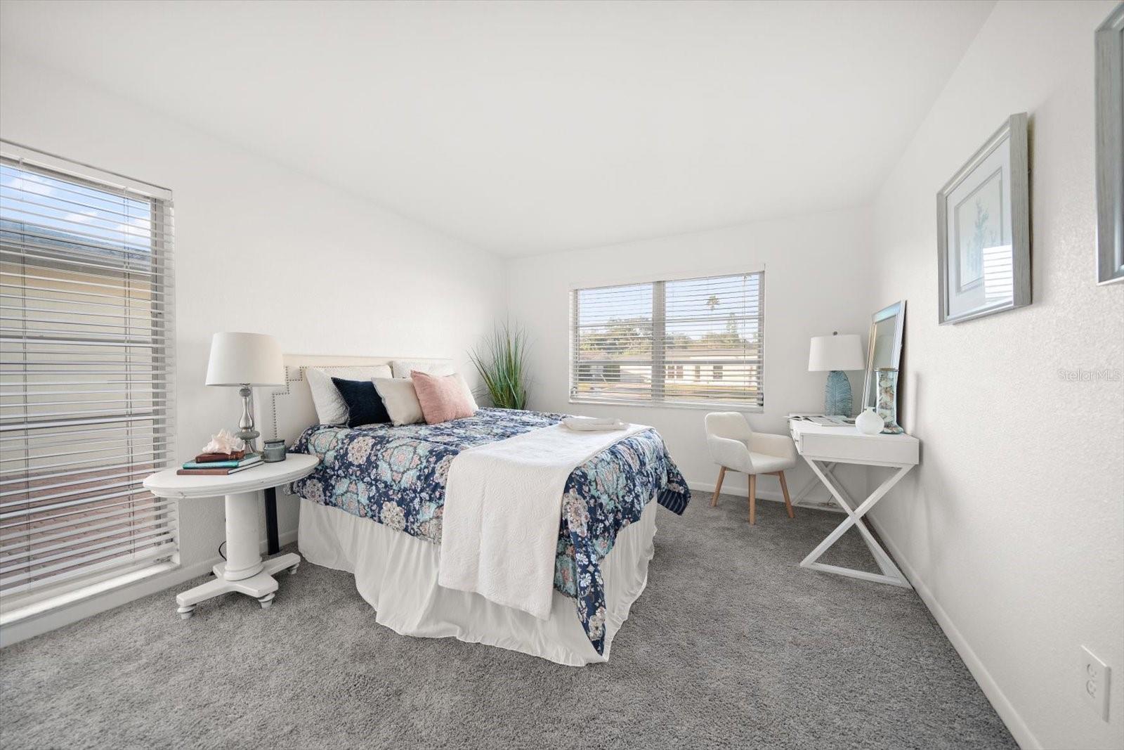 IMPERIAL POINT UNIT 4B - Residential