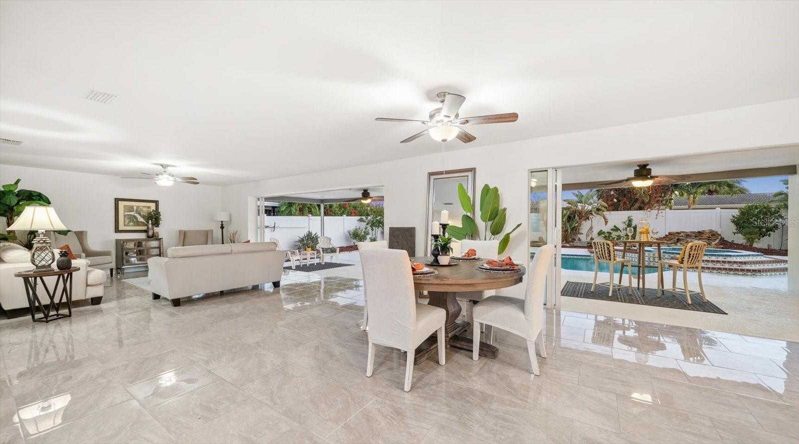 IMPERIAL POINT UNIT 4B - Residential