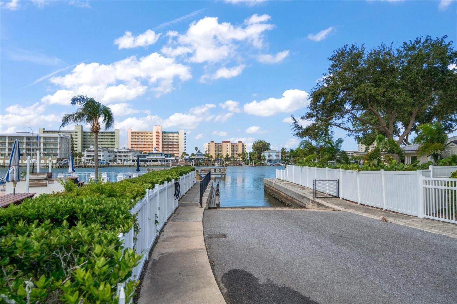 IMPERIAL POINT UNIT 4B - Residential