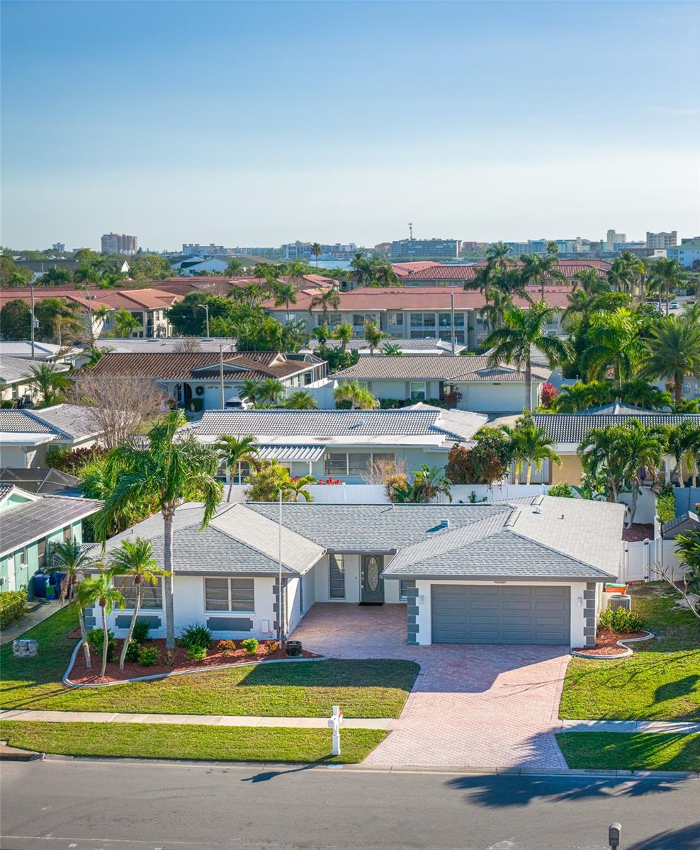 IMPERIAL POINT UNIT 4B - Residential