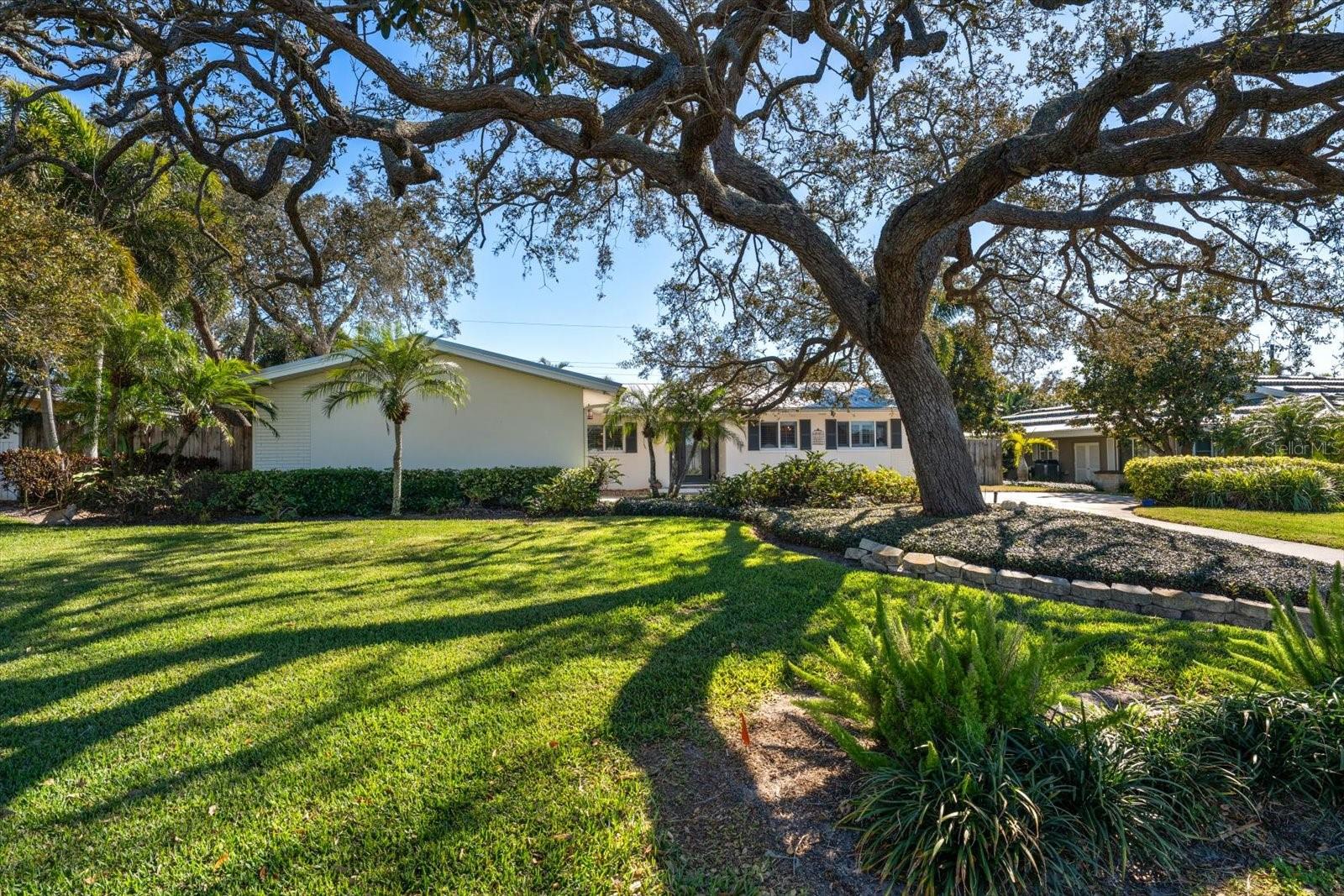 HARBOR BLUFFS SEC 2 UNIT B REP - Residential