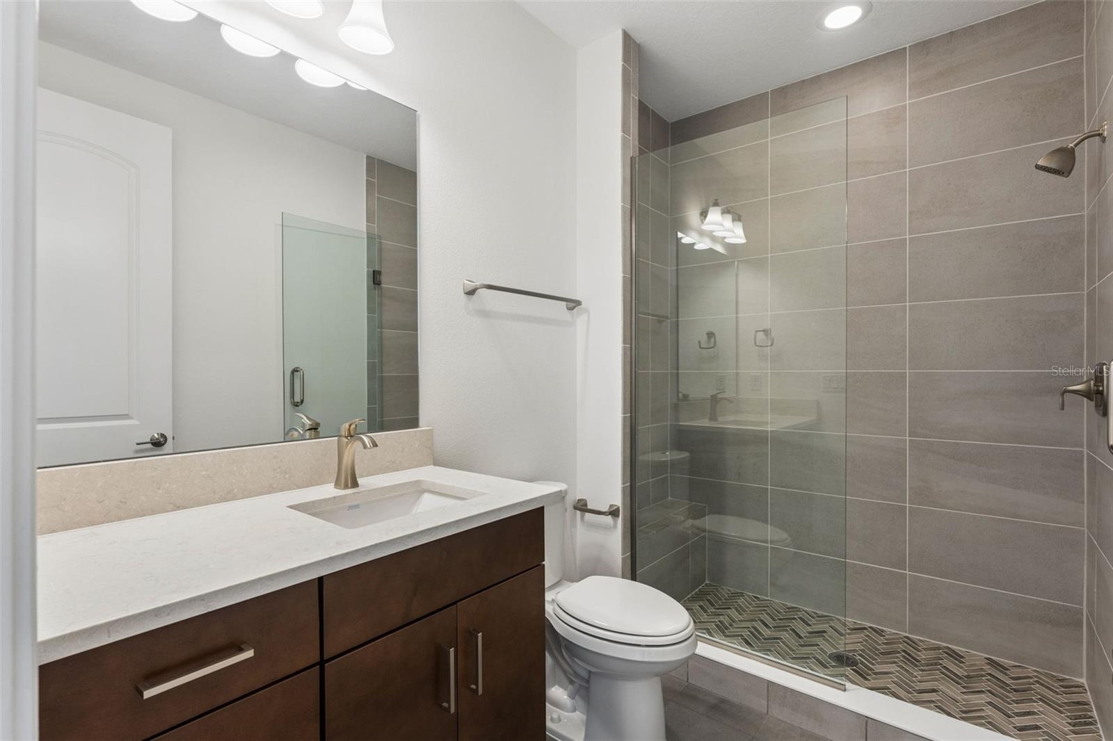 EAGLE CREEK - Residential