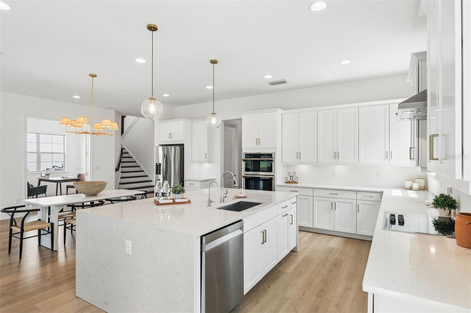 EAGLE CREEK - Residential