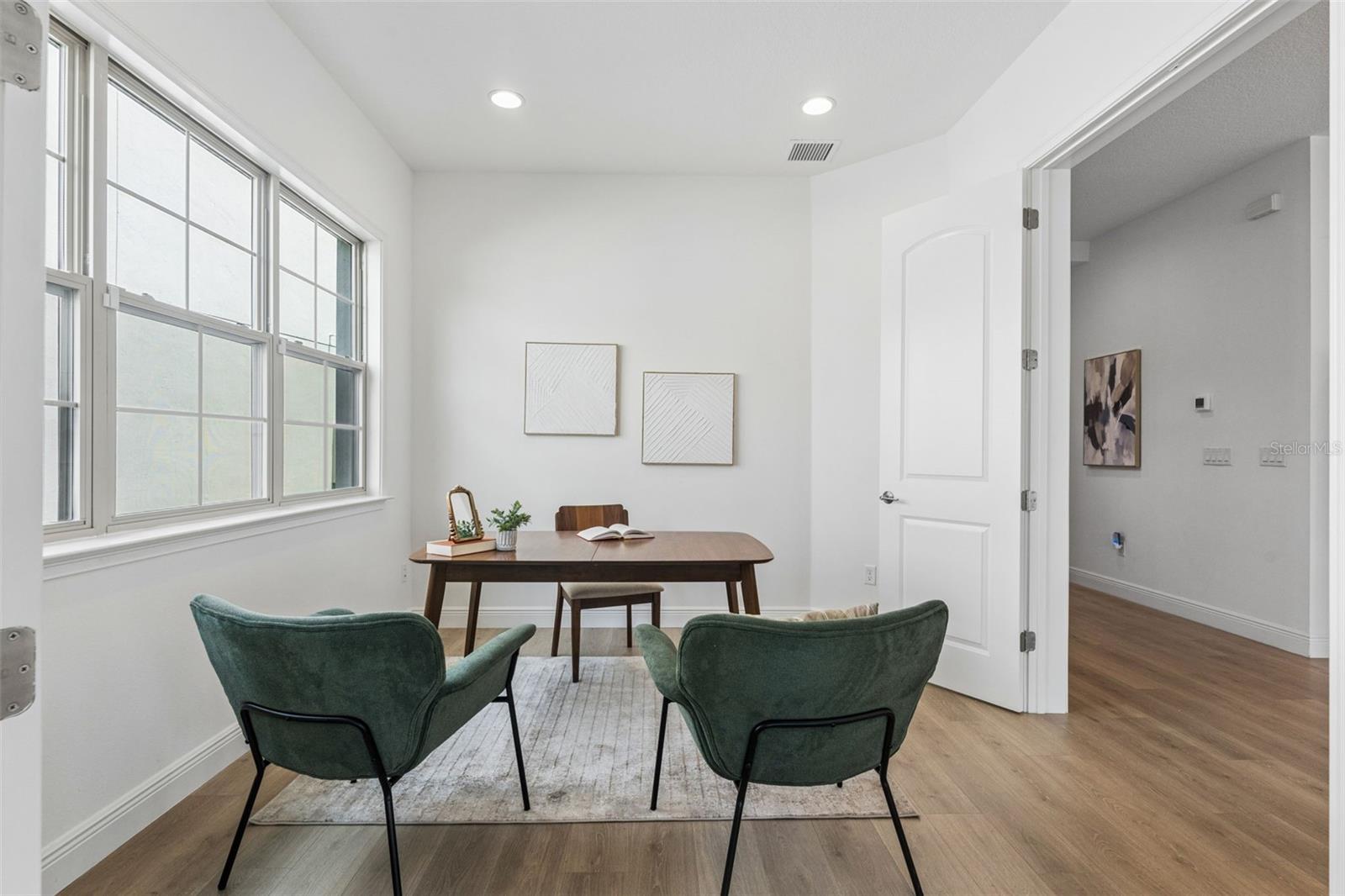 EAGLE CREEK - Residential