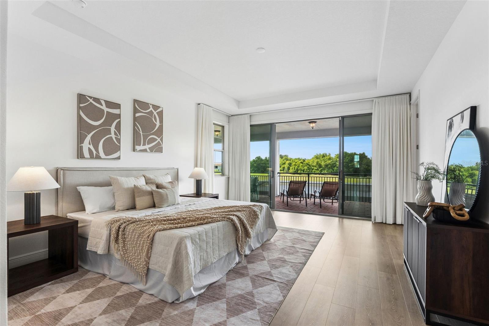 EAGLE CREEK - Residential