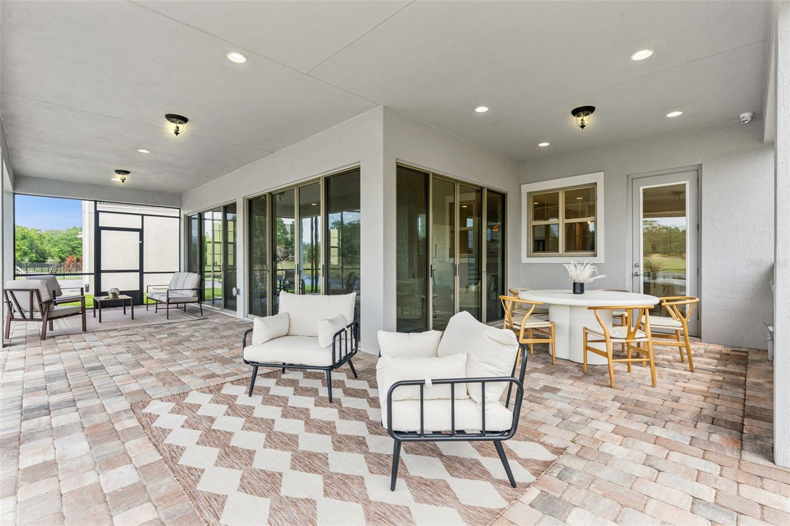 EAGLE CREEK - Residential