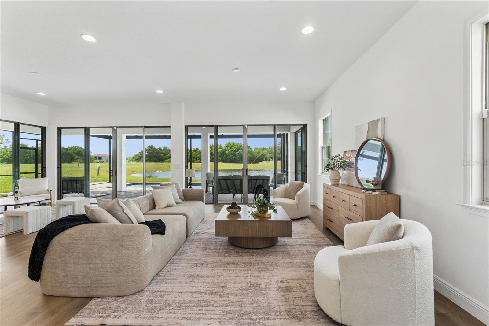 EAGLE CREEK - Residential