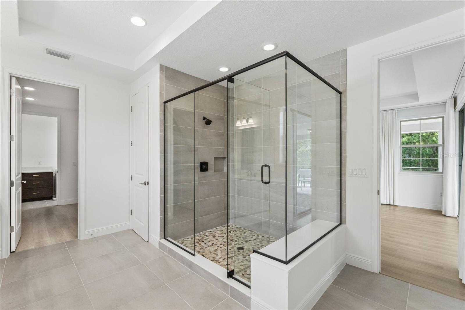 EAGLE CREEK - Residential