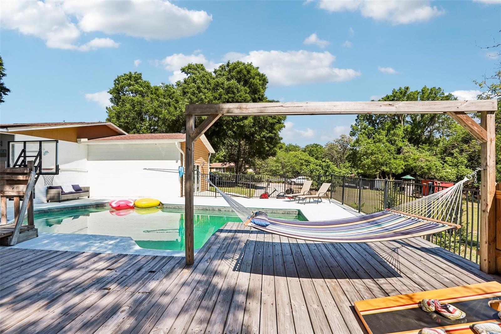 AVALON - Residential