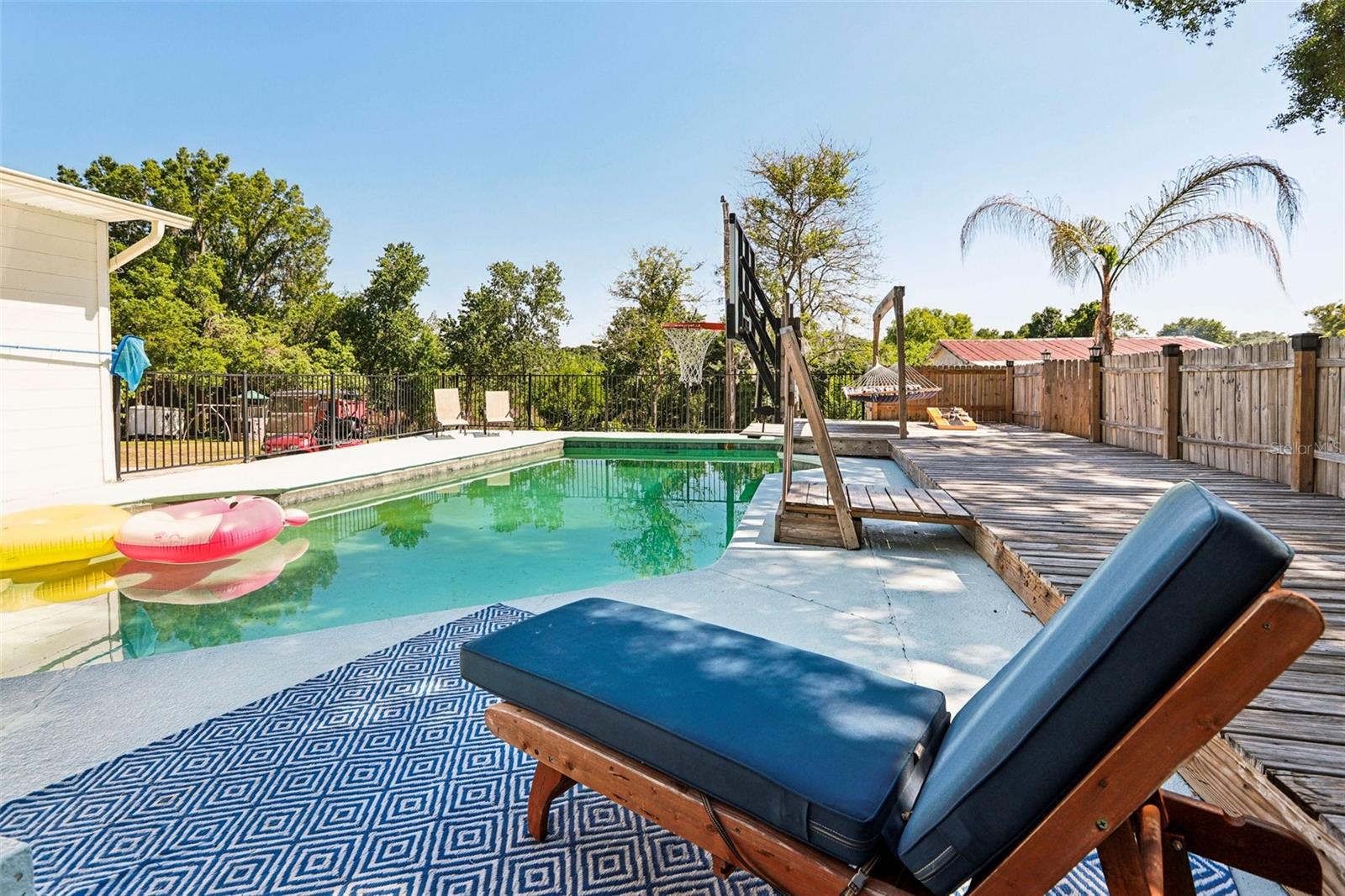 AVALON - Residential