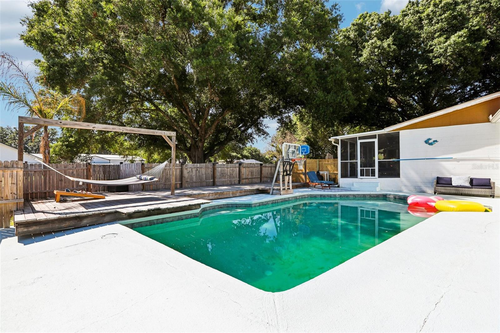 AVALON - Residential