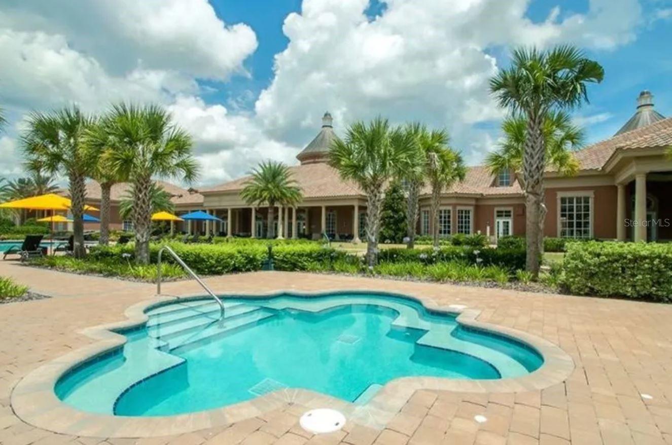 CASCADES OF GROVELAND (TRILOGY) - Residential