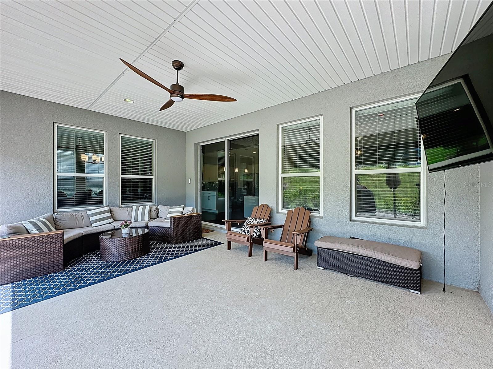 CASCADES OF GROVELAND (TRILOGY) - Residential