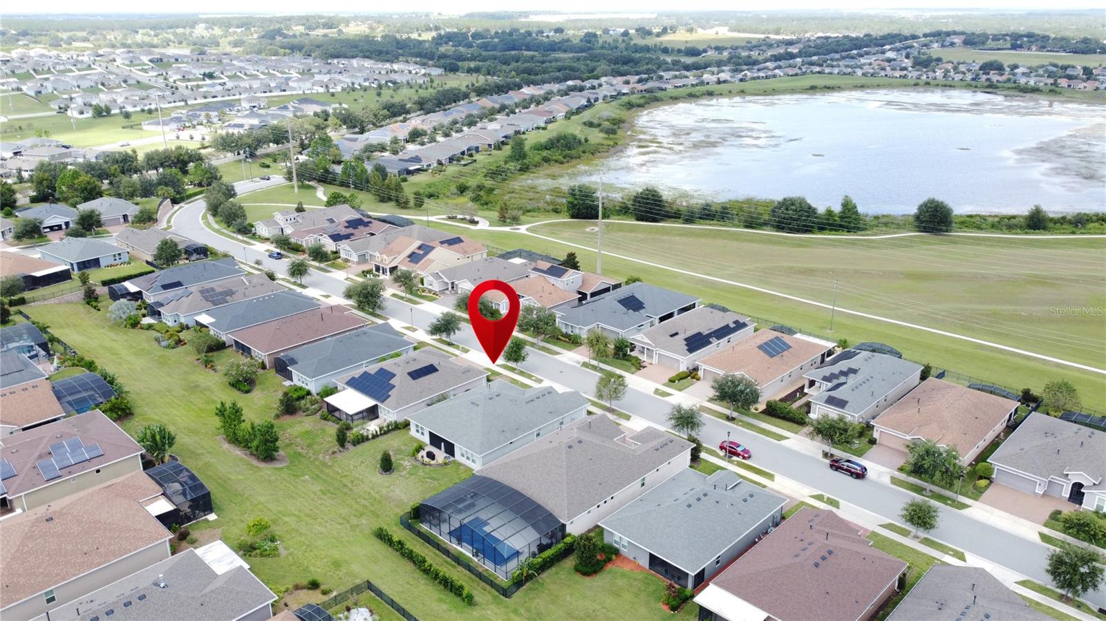 CASCADES OF GROVELAND (TRILOGY) - Residential