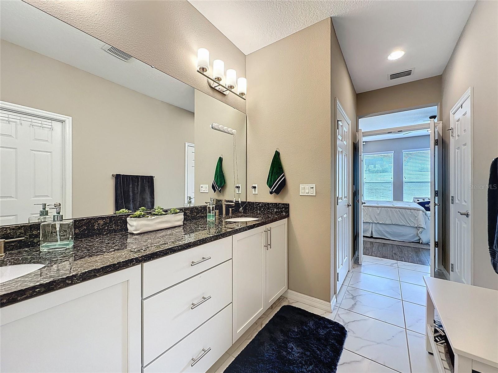 CASCADES OF GROVELAND (TRILOGY) - Residential